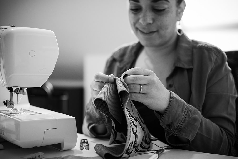 couture artisanat dipita wax banane sac tissu creation textile mathilda angers photographe reportage portrait naturel entreprise